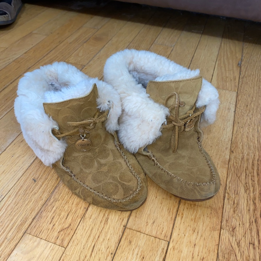 Coach Tan and Cream Moccasins